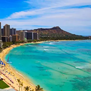 https://heart-of-waikiki-w-kitchen-free-parking.hotelsinhawaii.org